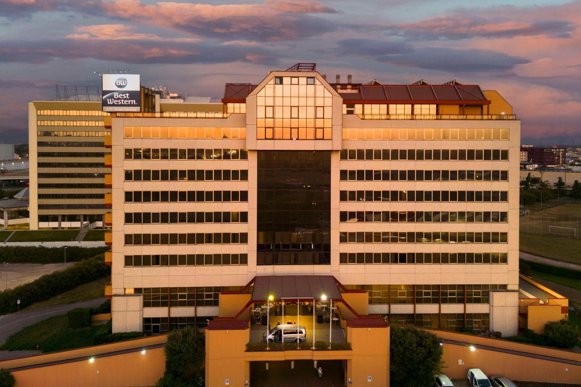 Hotel Western Ctc Verona 4*